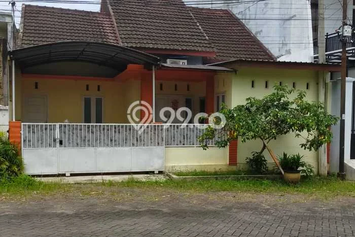 Rumah Modern 2 KT LT 161m2 di Gadang Rumah Modern 2 KT LT 161m2 di Gadang