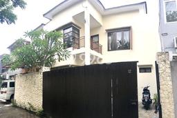 INVESTASI POTENSIAL! Vila Kawasan , Luas 151m2m², Lingkungan Strategis INVESTASI POTENSIAL! Vila Kawasan , Luas 151m2m², Lingkungan Strategis
