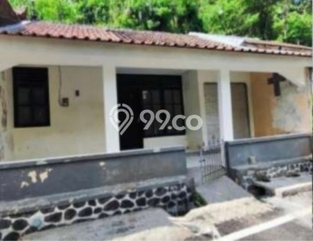 Hunian Strategis 3 KT LB 80m2 Kondisi Bagus di Banjaranyar Hunian Strategis 3 KT LB 80m2 Kondisi Bagus di Banjaranyar