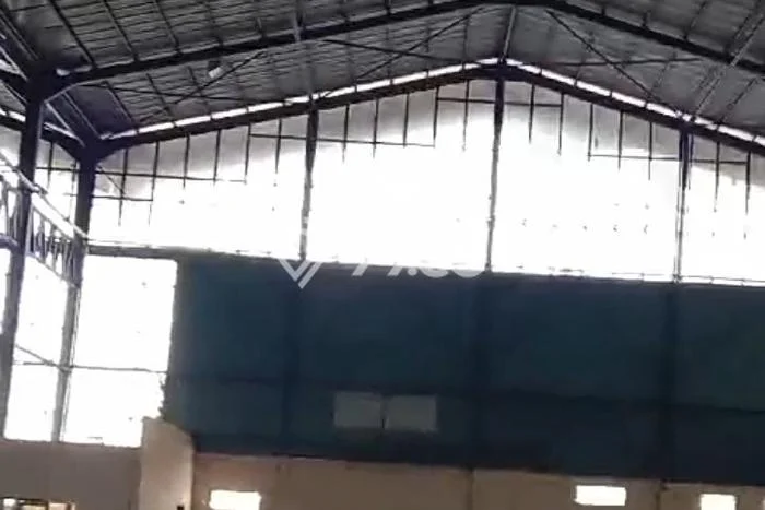 Gudang disewakan di Asemrowo Surabaya dengan luas bangunan 1634m2 Gudang disewakan di Asemrowo Surabaya dengan luas bangunan 1634m2