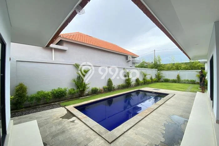 Disewakan Rumah Murah di Umalas Badung Punya 3 KT Disewakan Rumah Murah di Umalas Badung Punya 3 KT