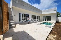 Ready to Use! Premium House LT 200m2 Desain Modern di Uluwatu Ready to Use! Premium House LT 200m2 Desain Modern di Uluwatu