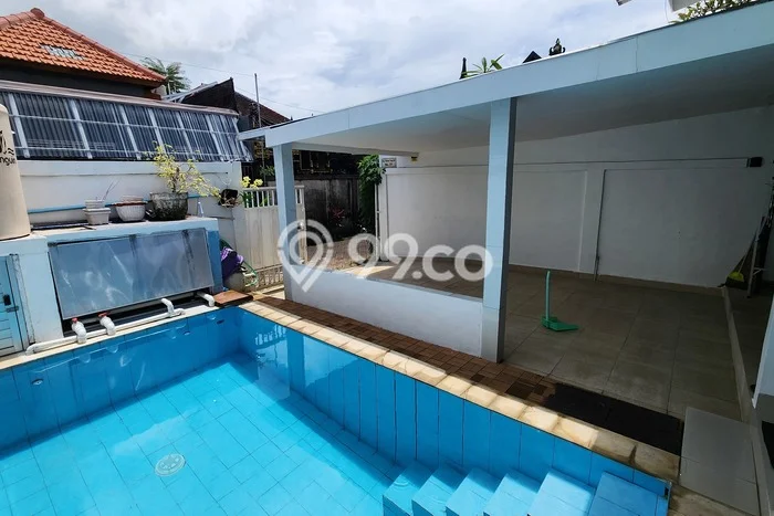 Rumah Nyaman 3 KT LB 160m2 Kondisi Bagus di Kutuh Rumah Nyaman 3 KT LB 160m2 Kondisi Bagus di Kutuh