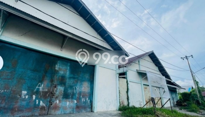 Unit Gudang Dijual di Bacan Halmahera Selatan Luas Tanah 1744m2, Luas Bangunan 1000m2 Unit Gudang Dijual di Bacan Halmahera Selatan Luas Tanah 1744m2, Luas Bangunan 1000m2