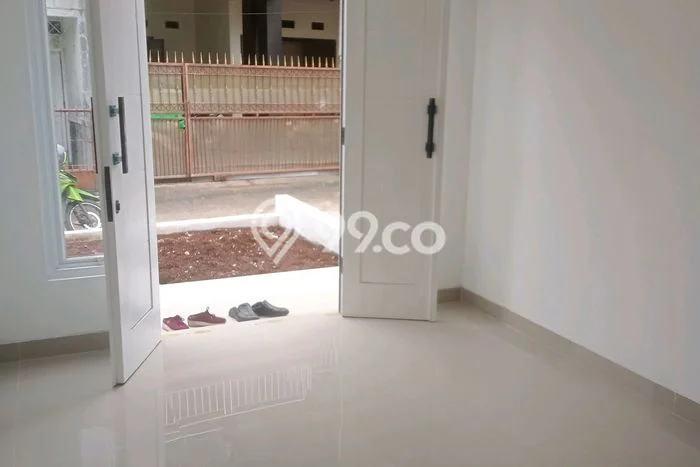 Dijual Rumah Modern 3 KT di Kalisari, Jakarta Timur Dijual Rumah Modern 3 KT di Kalisari, Jakarta Timur