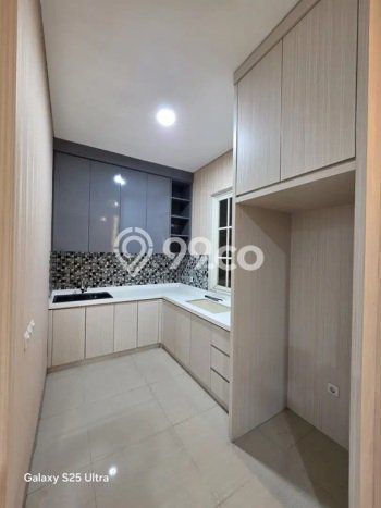 Rumah Modern 4 KT di Citraland Surabaya Unfurnished Rumah Modern 4 KT di Citraland Surabaya Unfurnished