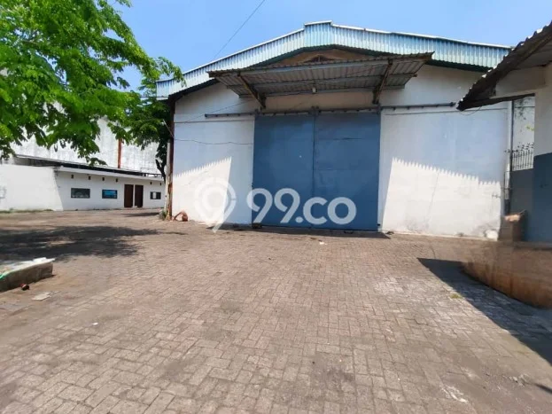 Gudang Dijual di Surabaya LT 1580m2 & LB 1000m2 Lokasi Terbaik! Gudang Dijual di Surabaya LT 1580m2 & LB 1000m2 Lokasi Terbaik!