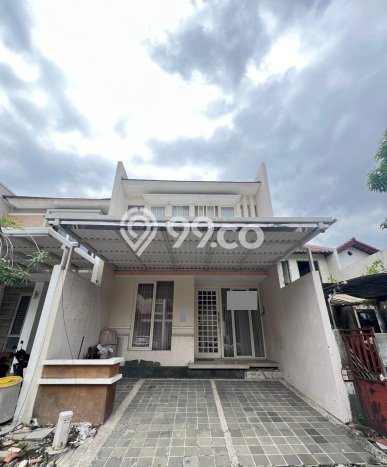 Rumah Luas Asri 4 KT Siap Pakai di Citraland Surabaya Rumah Luas Asri 4 KT Siap Pakai di Citraland Surabaya