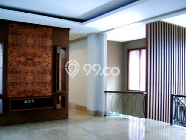 Rumah Sewa Jakarta Selatan LT 500m2 LB 650m2 Kawasan Pondok Indah Rumah Sewa Jakarta Selatan LT 500m2 LB 650m2 Kawasan Pondok Indah