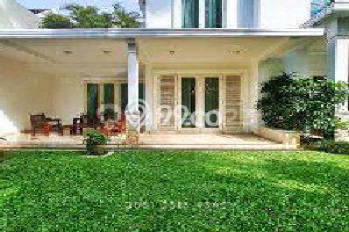 Rumah di Kebayoran Baru, Dekat Fasilitas, LT 700m2m² Rumah di Kebayoran Baru, Dekat Fasilitas, LT 700m2m²