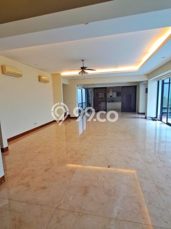 DREAM HOME! Rumah di Pondok Indah, 5 KT, Free Banjir, Luas 450m² LB 700m² DREAM HOME! Rumah di Pondok Indah, 5 KT, Free Banjir, Luas 450m² LB 700m²