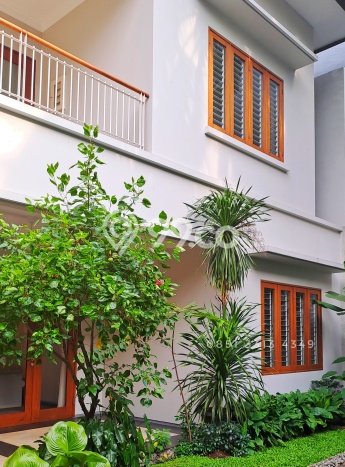 Disewakan Hunian Konsep Modern di Kebayoran Baru Jakarta Selatan dengan 4 KT Disewakan Hunian Konsep Modern di Kebayoran Baru Jakarta Selatan dengan 4 KT