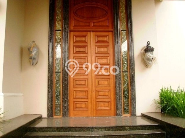 Rumah sewa siap huni 6 KT di Pondok Indah, Jakarta Selatan Rumah sewa siap huni 6 KT di Pondok Indah, Jakarta Selatan