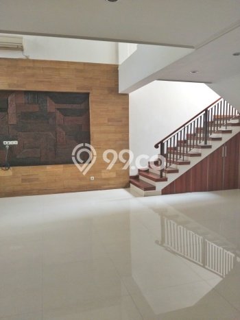 Rumah Kontrakan Jakarta Selatan LT 420m2 LB 550m2 Area Pondok Indah Rumah Kontrakan Jakarta Selatan LT 420m2 LB 550m2 Area Pondok Indah