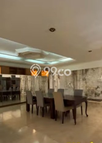 Jual Rumah Luas Elegan Dengan View Cantik di Simprug, Jakarta Selatan Jual Rumah Luas Elegan Dengan View Cantik di Simprug, Jakarta Selatan