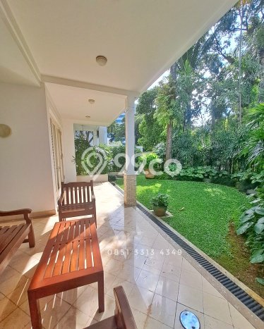 Rumah di Kebayoran Baru, Dekat Fasilitas, LT 700m2m² Rumah di Kebayoran Baru, Dekat Fasilitas, LT 700m2m²