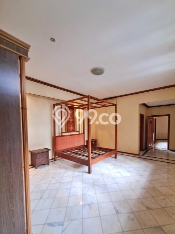 Hunian Mewah LB 700m2 Siap Huni Desain Elegan di Pondok Indah, Jakarta Selatan Hunian Mewah LB 700m2 Siap Huni Desain Elegan di Pondok Indah, Jakarta Selatan