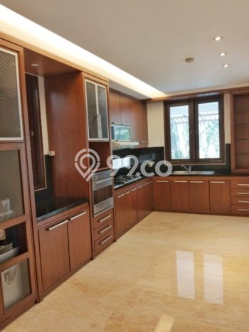Disewakan! Rumah 5 Kamar Tidur &
5 Kamar Mandi di Permata Hijau, Jakarta Selatan Disewakan! Rumah 5 Kamar Tidur &
5 Kamar Mandi di Permata Hijau, Jakarta Selatan