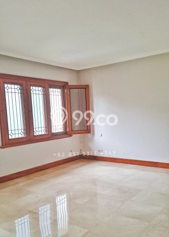 Rumah sewa siap huni 6 KT di Pondok Indah, Jakarta Selatan Rumah sewa siap huni 6 KT di Pondok Indah, Jakarta Selatan