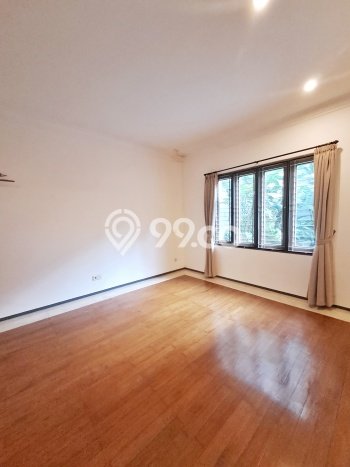 Disewakan Hunian Konsep Modern di Kebayoran Baru Jakarta Selatan dengan 4 KT Disewakan Hunian Konsep Modern di Kebayoran Baru Jakarta Selatan dengan 4 KT