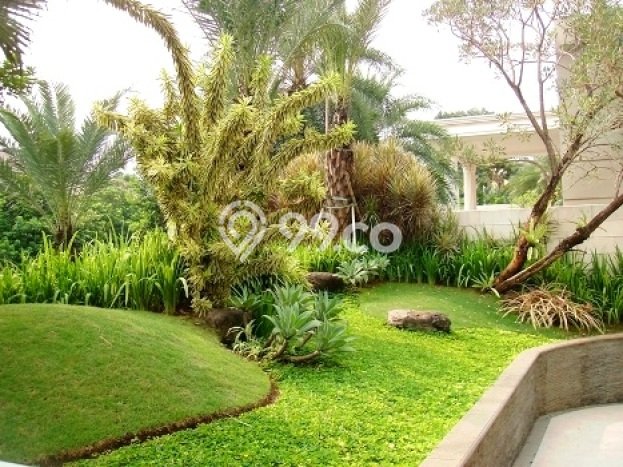 Rumah sewa siap huni 6 KT di Pondok Indah, Jakarta Selatan Rumah sewa siap huni 6 KT di Pondok Indah, Jakarta Selatan