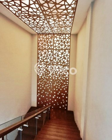 Rumah Nyaman area , 0 KT, Lingkungan Tenang, LT 650m2m² Bangunan 900m2m² Rumah Nyaman area , 0 KT, Lingkungan Tenang, LT 650m2m² Bangunan 900m2m²