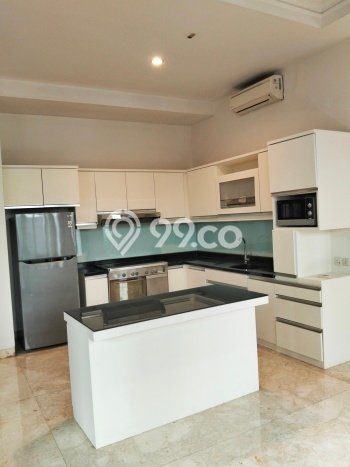 Hunian Ideal dengan LT 510m2 & LB 600m2 Disewakan di Pondok Indah Hunian Ideal dengan LT 510m2 & LB 600m2 Disewakan di Pondok Indah