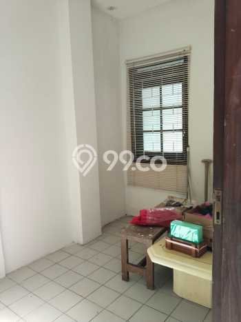 Disewakan! Rumah 3 Kamar Tidur &
2 Kamar Mandi di Ciateul, Bandung Disewakan! Rumah 3 Kamar Tidur &
2 Kamar Mandi di Ciateul, Bandung