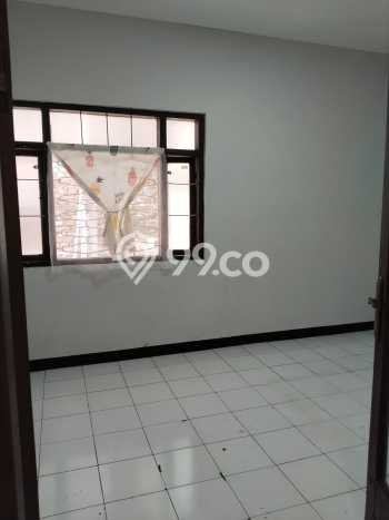 Lokasi strategis! Rumah siap huni dikontrakkan di Lengkong LB 100m2 Lokasi strategis! Rumah siap huni dikontrakkan di Lengkong LB 100m2