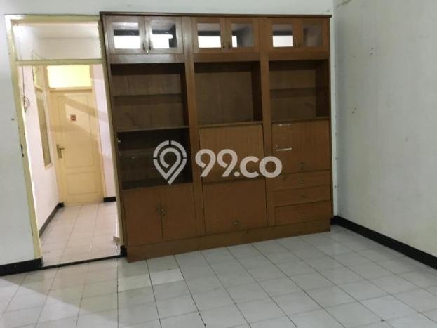 JUAL CEPAT! Rumah Siap Huni Area Strategis Regol, Luas 140m² LB 120m² JUAL CEPAT! Rumah Siap Huni Area Strategis Regol, Luas 140m² LB 120m²