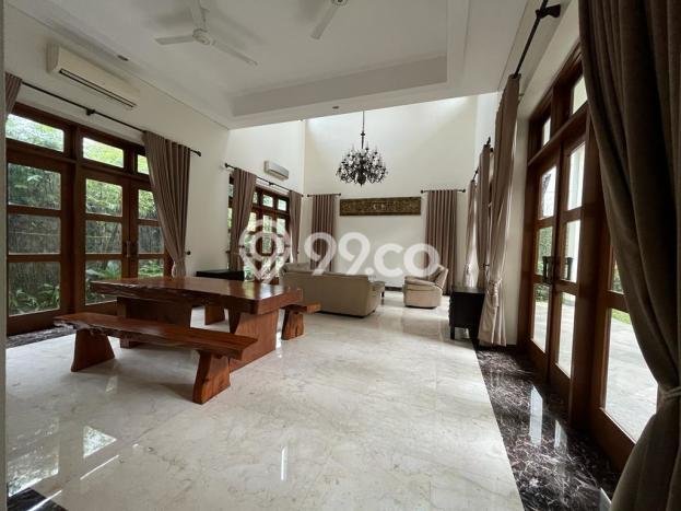 Ready to Use! Luxury House LT 520m2 Desain Elegan di Cikini Ready to Use! Luxury House LT 520m2 Desain Elegan di Cikini