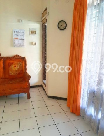 Rumah Luas Asri 3 KT Siap Pakai di Kutisari Surabaya Rumah Luas Asri 3 KT Siap Pakai di Kutisari Surabaya