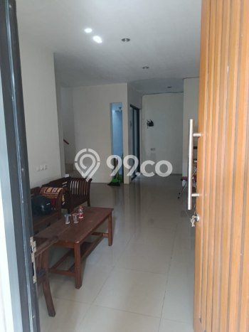 Dijual Rumah Strategis Bagus Punya 3 KT di Rungkut Surabaya SHM Dijual Rumah Strategis Bagus Punya 3 KT di Rungkut Surabaya SHM