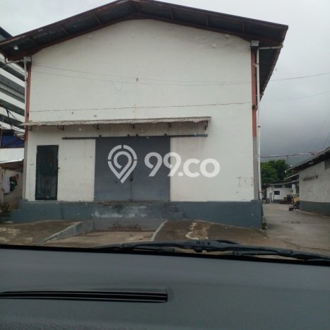 Unit Gudang Dijual di Jakarta Utara LT 999m2 & LB 630m2 Unit Gudang Dijual di Jakarta Utara LT 999m2 & LB 630m2