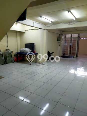 Dijual Ruko Area Komersial Kawasan Roxy, Luas 1435m², Jalan Utama Dijual Ruko Area Komersial Kawasan Roxy, Luas 1435m², Jalan Utama