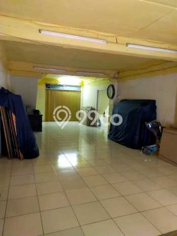 Dijual Ruko Area Komersial Kawasan Roxy, Luas 1435m², Jalan Utama Dijual Ruko Area Komersial Kawasan Roxy, Luas 1435m², Jalan Utama