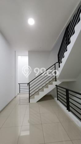 Dijual! Ruko di Pluit Jakarta Utara LT 312m2 / LB 700m2 Kawasan Strategis Dijual! Ruko di Pluit Jakarta Utara LT 312m2 / LB 700m2 Kawasan Strategis