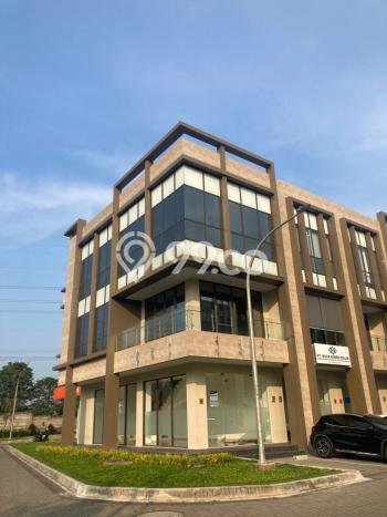 LOKASI STRATEGIS! Ruko di BSD, Luas 233m², Sentra Perdagangan LOKASI STRATEGIS! Ruko di BSD, Luas 233m², Sentra Perdagangan