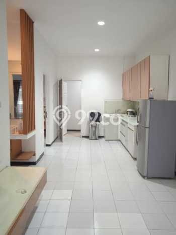 Rumah di Alam Sutera, Dekat Mall, LT 102m² Rumah di Alam Sutera, Dekat Mall, LT 102m²