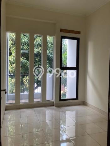 DIJUAL CEPAT! Rumah Ready Stock Area Strategis Gading Serpong, Luas 126m² LB 78m² DIJUAL CEPAT! Rumah Ready Stock Area Strategis Gading Serpong, Luas 126m² LB 78m²