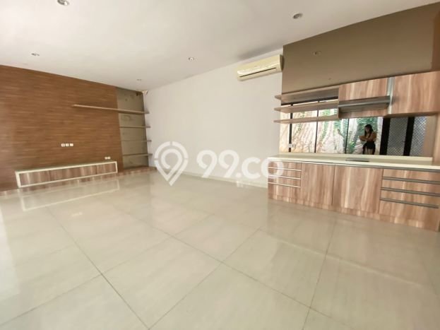 Rumah 4 KT 3 KM di Kawasan Alam Sutera, Tangerang Rumah 4 KT 3 KM di Kawasan Alam Sutera, Tangerang