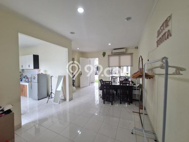 Ready to Use! Luxury House LT 160m2 Desain Modern di BSD Ready to Use! Luxury House LT 160m2 Desain Modern di BSD