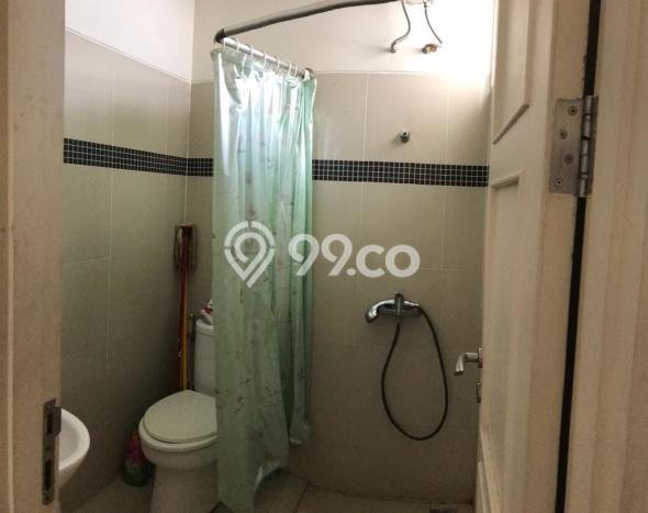 Rumah di Gading Serpong, Siap Huni, 3 KM, Akses Gading Serpong, Tangerang, Tangerang, Luas 180m² LB 180m² Rumah di Gading Serpong, Siap Huni, 3 KM, Akses Gading Serpong, Tangerang, Tangerang, Luas 180m² LB 180m²