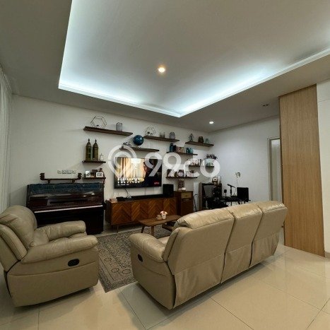 Hot Offer Hunian Mewah Ideal dan Luas di Ciputat, Tangerang Selatan Hot Offer Hunian Mewah Ideal dan Luas di Ciputat, Tangerang Selatan