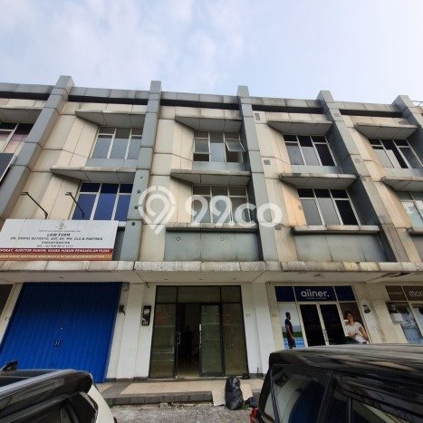 Disewakan Ruko di Kawasan Ramai Alam Sutera Luas 167m2 Disewakan Ruko di Kawasan Ramai Alam Sutera Luas 167m2