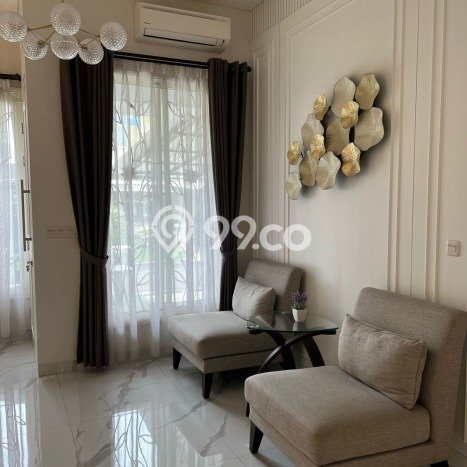 SPECIAL PRICE! Rumah Strategis lokasi , LT 140m2m² Bangunan 150m2m² SPECIAL PRICE! Rumah Strategis lokasi , LT 140m2m² Bangunan 150m2m²