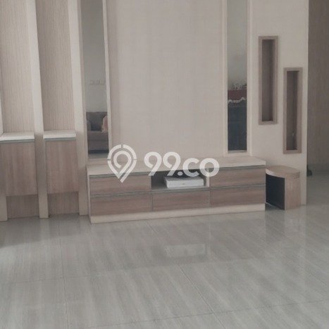 Dijual Rumah Mewah Megah Dengan View Cantik di Gading Serpong, Tangerang Dijual Rumah Mewah Megah Dengan View Cantik di Gading Serpong, Tangerang