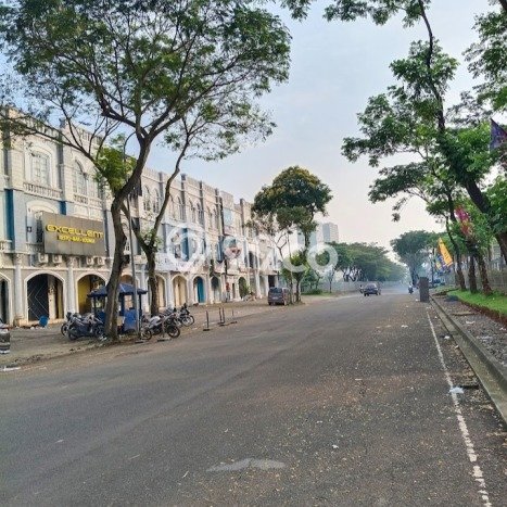 Ruko Strategis di , Luas 162m2m², Posisi Mainroad Ruko Strategis di , Luas 162m2m², Posisi Mainroad