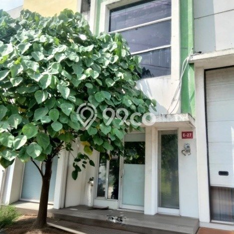 Dijual Gudang di , Luas 400m2m², Area Komersial, Jalur Mudah Dijual Gudang di , Luas 400m2m², Area Komersial, Jalur Mudah