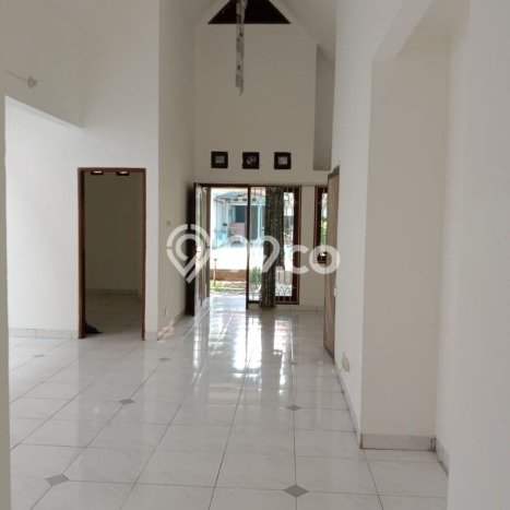 PRIME PROPERTY! Rumah area , 3 KT, Area Elite, LT 160m2m² Bangunan 100m2m² PRIME PROPERTY! Rumah area , 3 KT, Area Elite, LT 160m2m² Bangunan 100m2m²